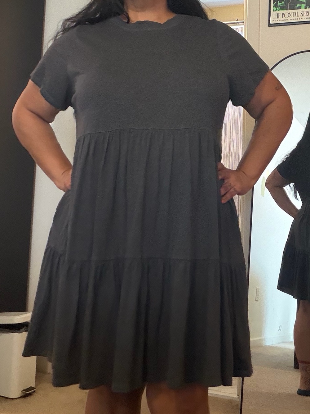Old Navy Short-Sleeve Tiered Dress in Charcoal